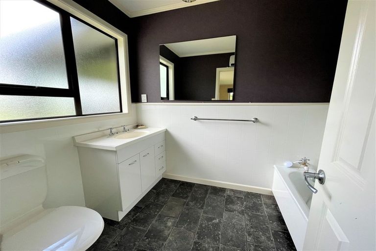 Photo of property in 2132 Tahakopa Valley Road, Tahakopa Valley, Owaka, 9586