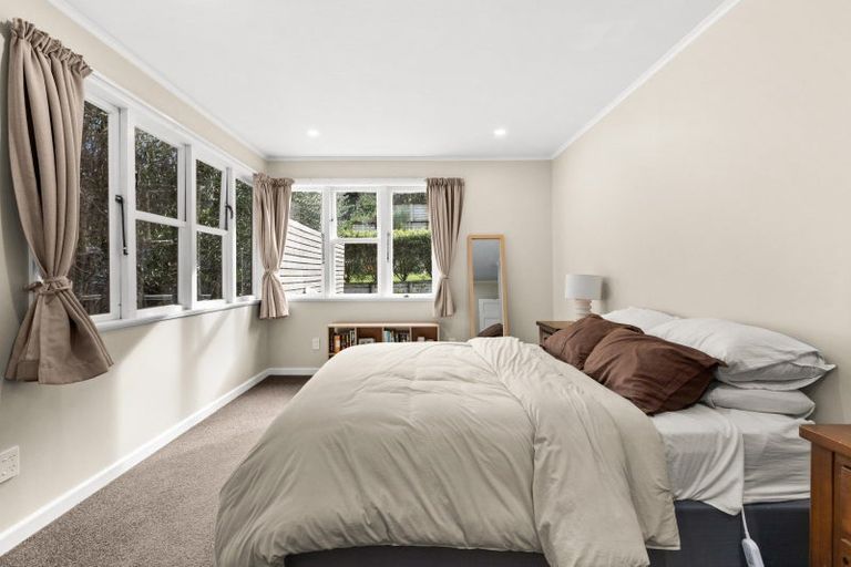 Photo of property in 2 Main Street, Hospital Hill, Napier, 4110