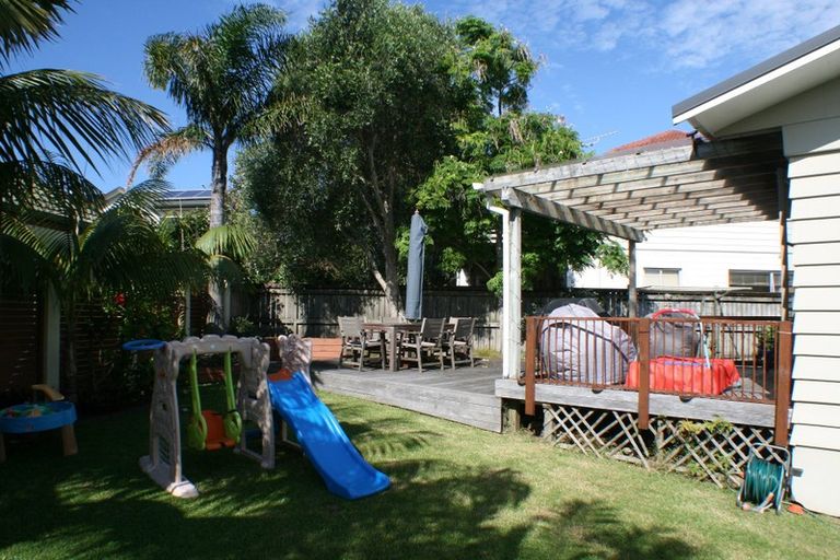 Photo of property in 1/18 Francis Street, Hauraki, Auckland, 0622