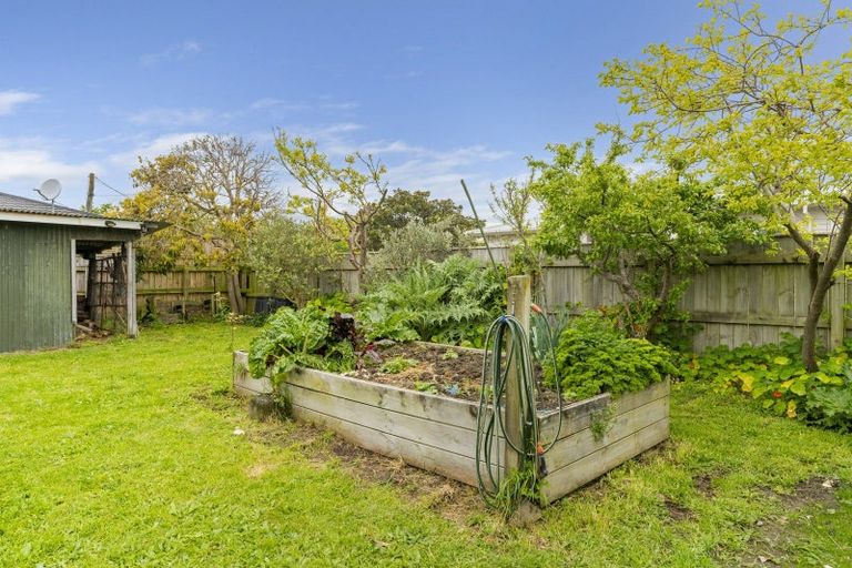 Photo of property in 103 Atkinson Avenue, Otaki Beach, Otaki, 5512