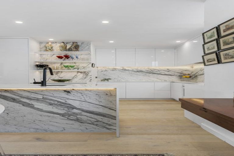 Photo of property in 10/4 Campbell Road, Takapuna, Auckland, 0622