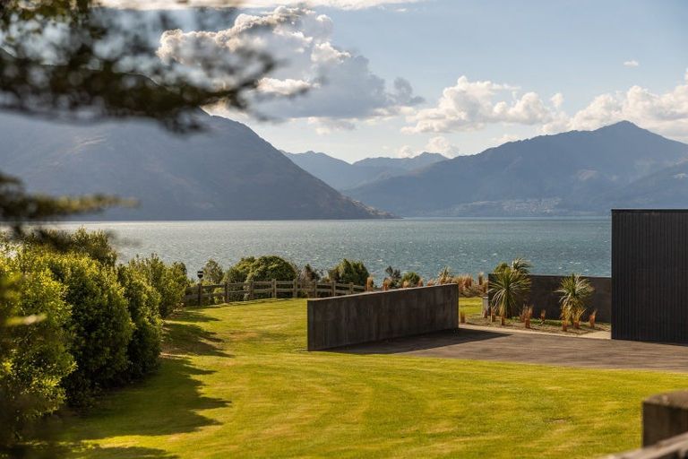 Photo of property in 51 Drift Bay Road, Wye Creek, Queenstown, 9371
