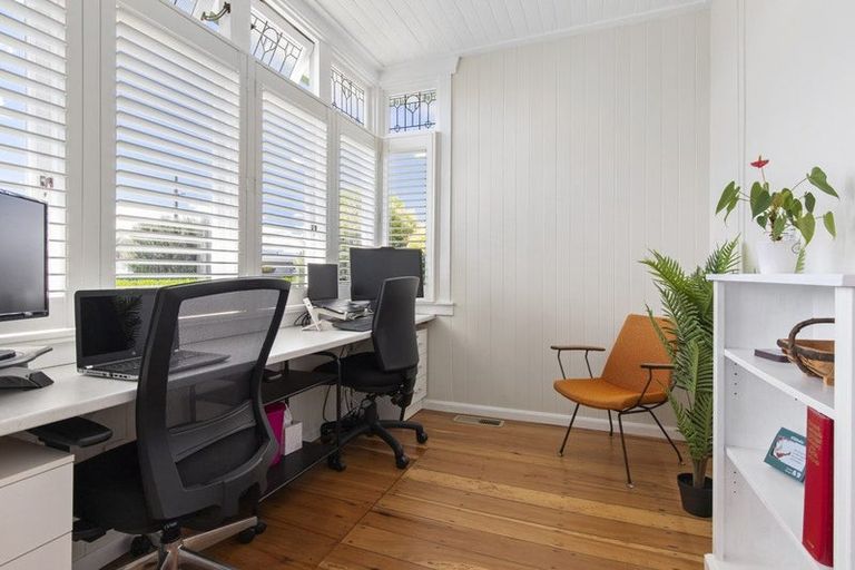 Photo of property in 38 Prospect Terrace, Pukekohe, 2120