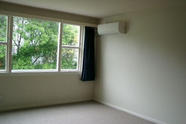 Photo of property in 7 Agra Crescent, Khandallah, Wellington, 6035