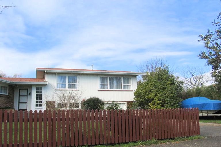 Photo of property in 1 Kennedy Avenue, Feilding, 4702