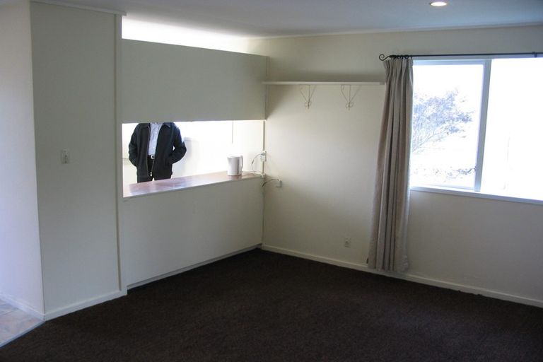 Photo of property in 8 Aspen Grove, Maungaraki, Lower Hutt, 5010