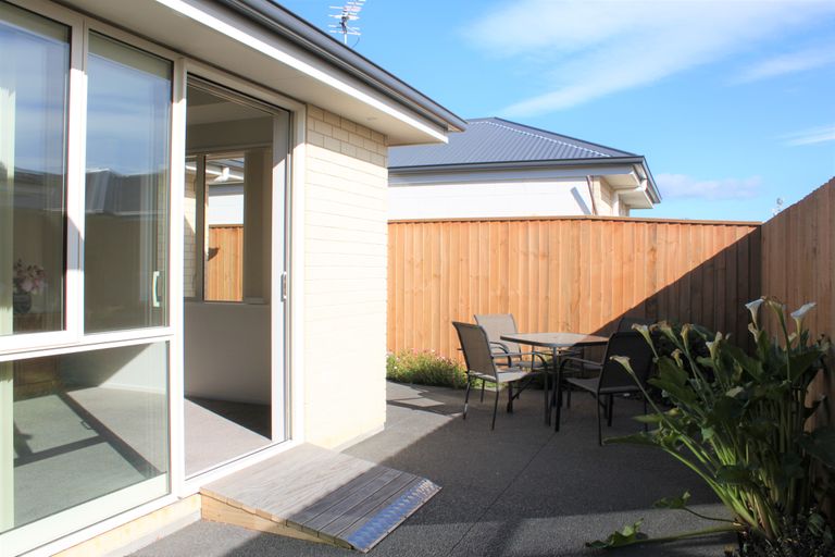 Photo of property in 2/14 Nicholls Road, Halswell, Christchurch, 8025