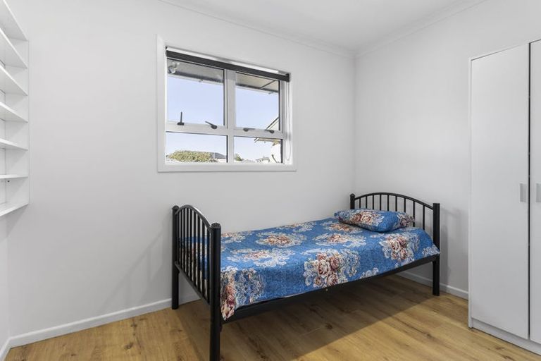 Photo of property in 20b Adams Road, Manurewa, Auckland, 2102