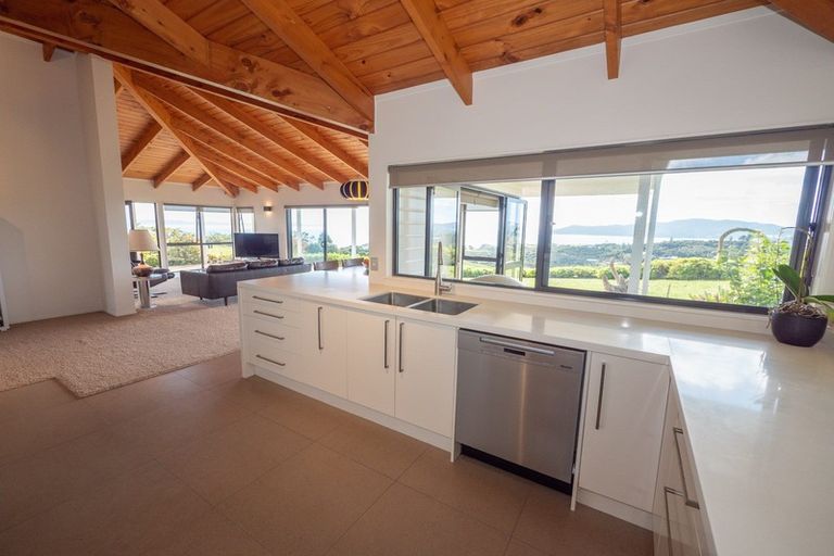 Photo of property in 59 Spicer Road, Cable Bay, 0420