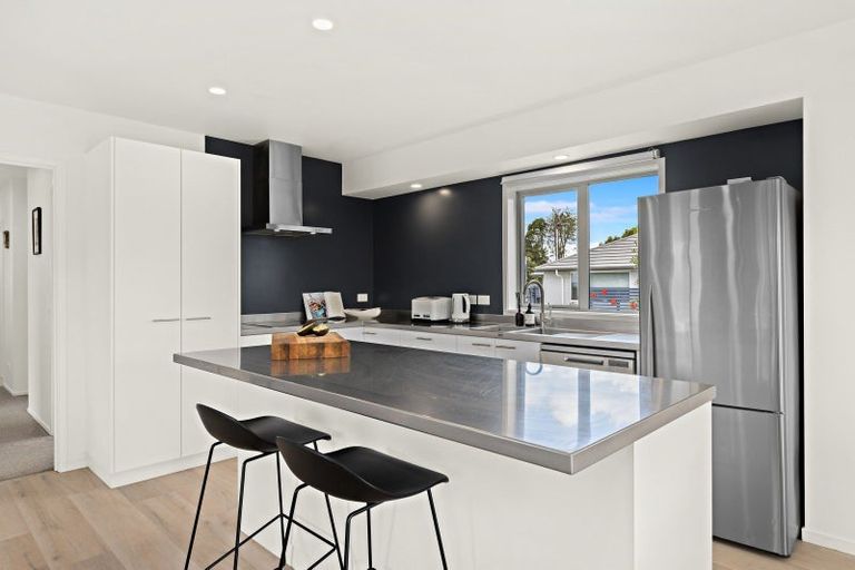 Photo of property in 233a Point Wells Road, Point Wells, 0986