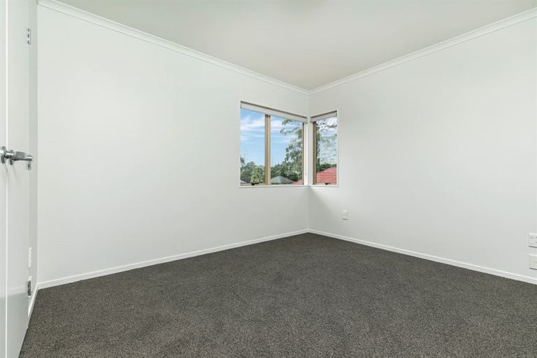 Photo of property in 7 Elder Place, Massey, Auckland, 0614