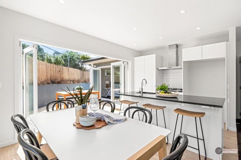 Photo of property in 39a Riddlers Crescent, Petone, Lower Hutt, 5012