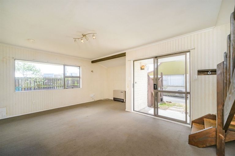 Photo of property in 1 Marece Court, Palmerston North, 4410