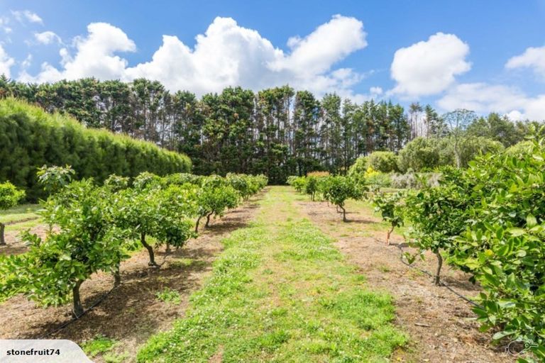 Photo of property in 118 Wiroa Road, Kerikeri, 0293