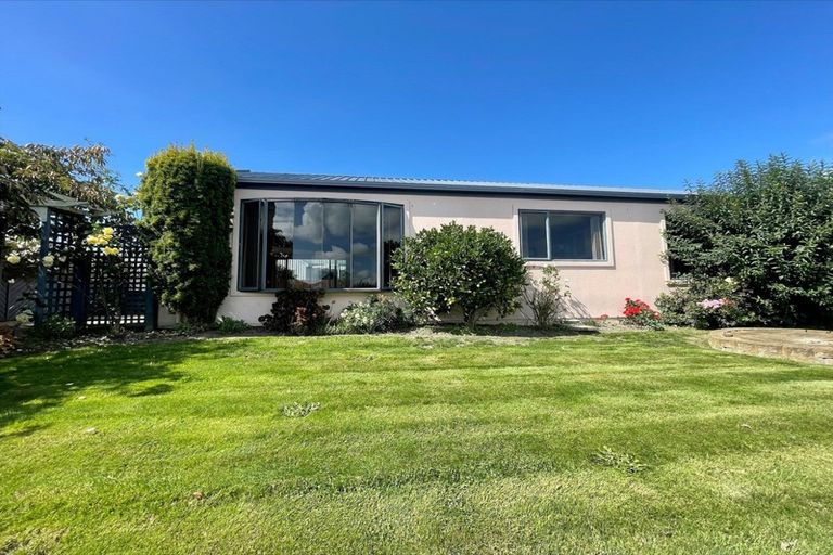 Photo of property in 77 Temple Crescent, Gleniti, Timaru, 7910