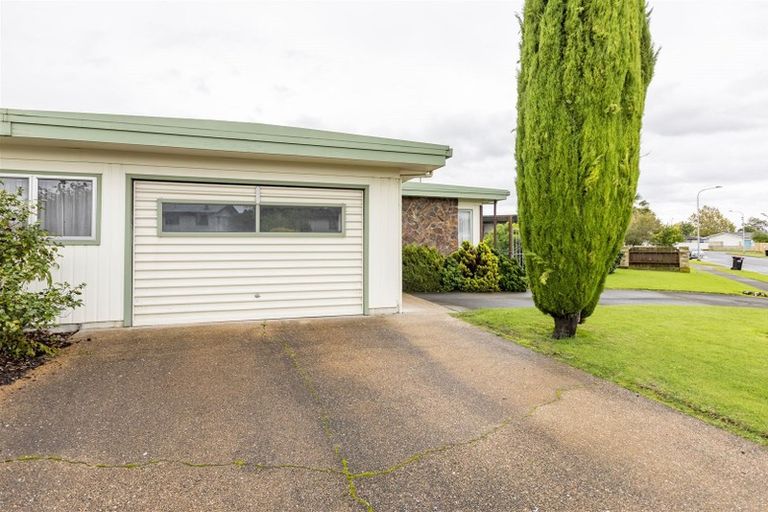 Photo of property in 10 Sutherland Street, Tamatea, Napier, 4112