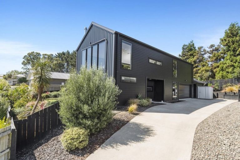 Photo of property in 272 Ballintoy Park Drive, Welcome Bay, Tauranga, 3175