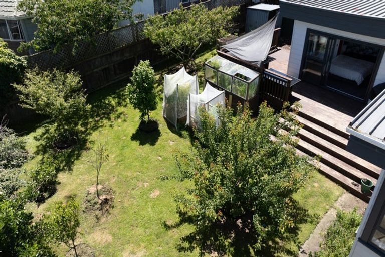 Photo of property in 40 Kapiti Crescent, Titahi Bay, Porirua, 5022