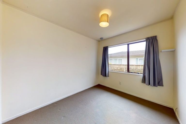 Photo of property in 12 Jasmine Grove, Maungaraki, Lower Hutt, 5010