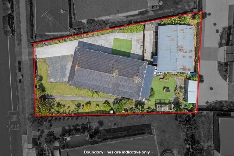 Photo of property in 8 Hyperion Drive, Randwick Park, Auckland, 2105