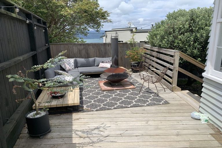 Photo of property in 23 Te Whiti Grove, Korokoro, Lower Hutt, 5012