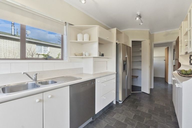 Photo of property in 63 Macdonald Road, Glenview, Hamilton, 3206