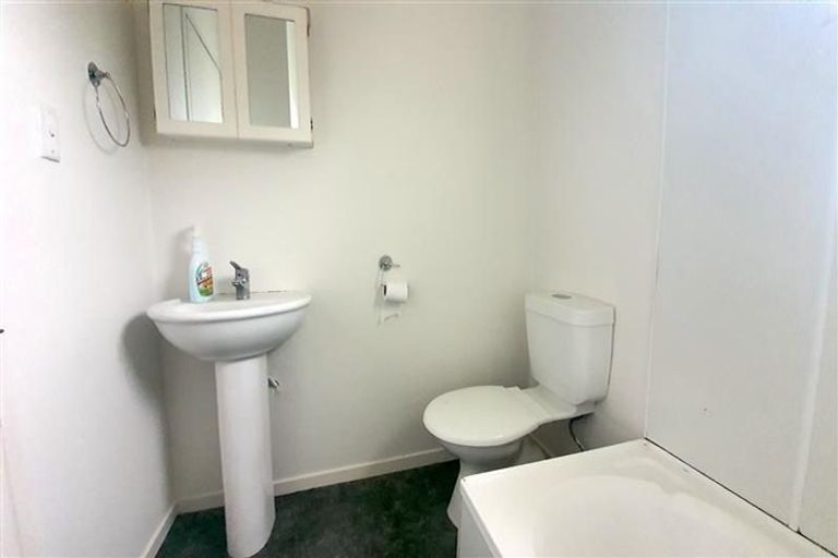 Photo of property in 1 Dunstan Place, Otara, Auckland, 2023