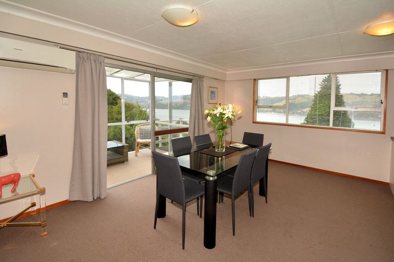 Photo of property in 16 Junction Road, Ravensbourne, Dunedin, 9022