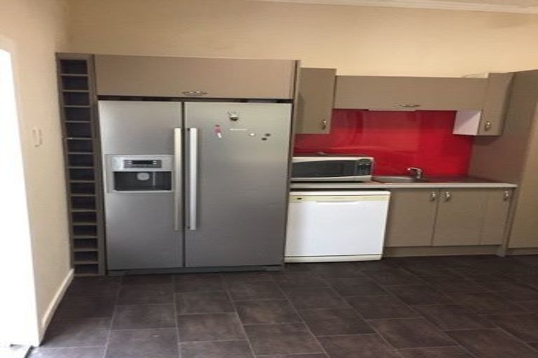 Photo of property in 9 Duke Street, North Dunedin, Dunedin, 9016