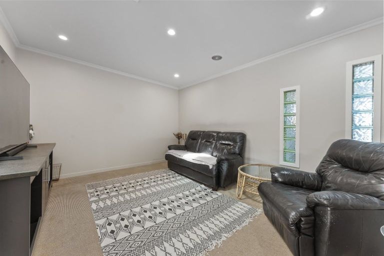 Photo of property in 36 Waitai Street, Castlecliff, Whanganui, 4501