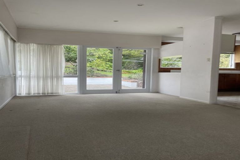 Photo of property in 70 Mountbatten Avenue, Hillcrest, Auckland, 0627