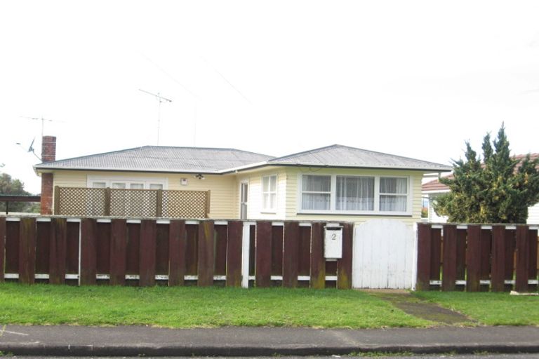 Photo of property in 2 Thompson Terrace, Manurewa, Auckland, 2102