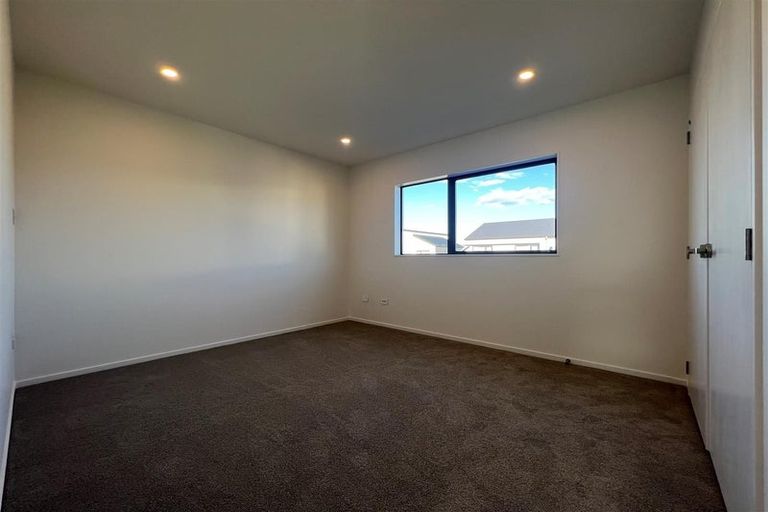 Photo of property in 141 Walters Road, Papakura, Takanini, 2110