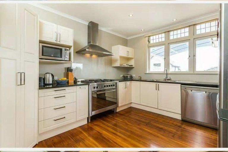 Photo of property in 7a Cambrai Avenue, Mount Roskill, Auckland, 1041