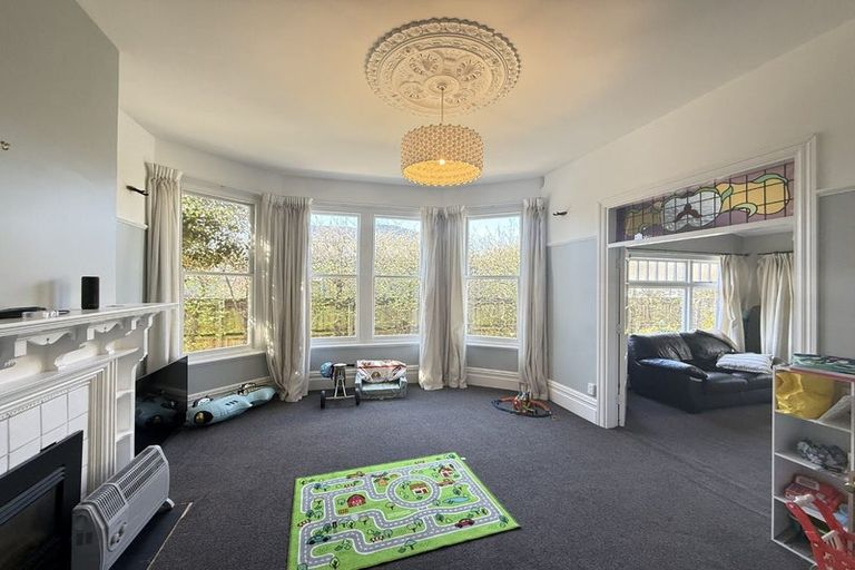 Photo of property in 14 Weston Road, St Albans, Christchurch, 8052