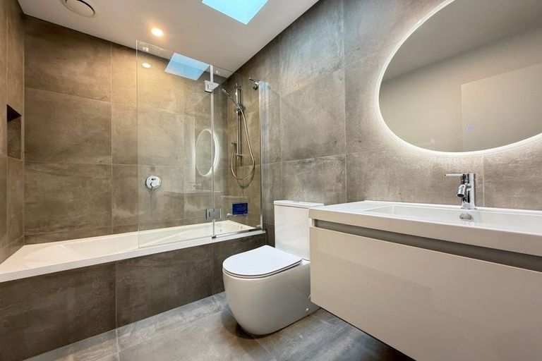 Photo of property in 30 Oakum Road, Whitby, Porirua, 5024