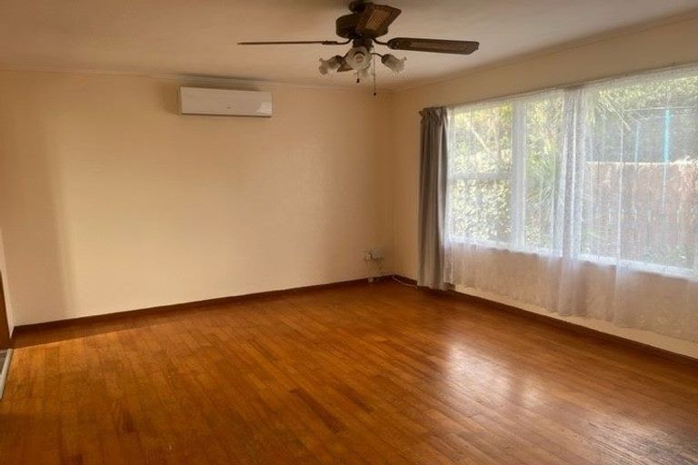 Photo of property in 3 Wycherley Drive, Bucklands Beach, Auckland, 2014