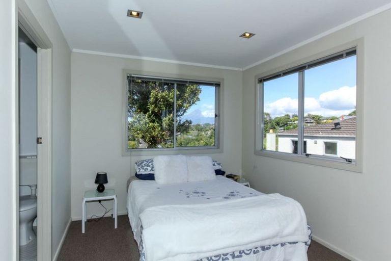 Photo of property in 22 Downe Street, New Plymouth, 4310