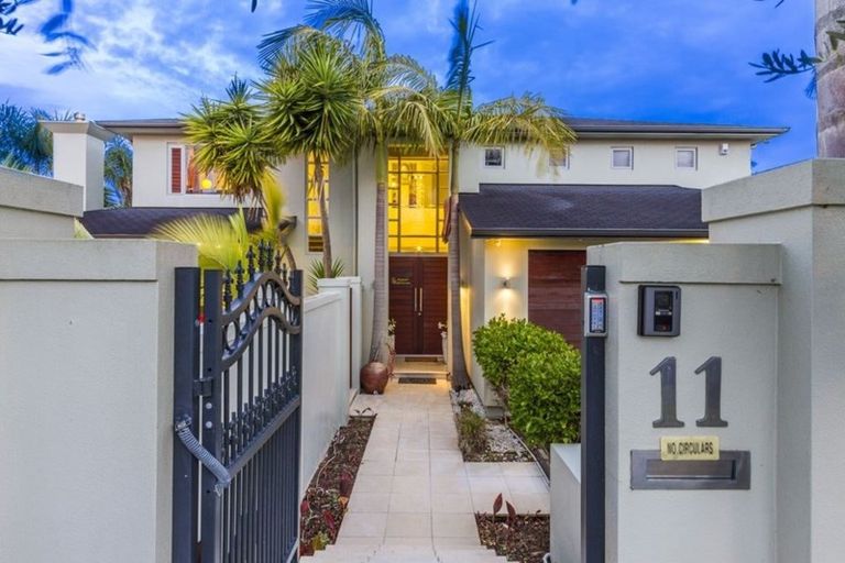 Photo of property in 11 Mistral Place, West Harbour, Auckland, 0618