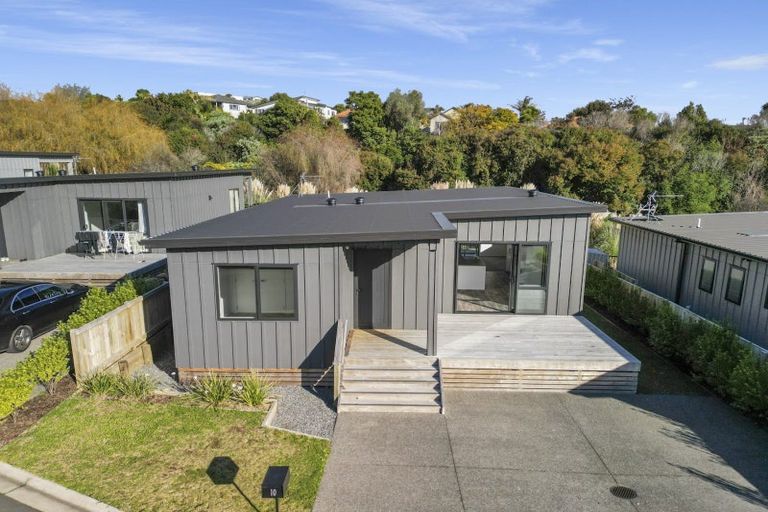 Photo of property in 10 Wrybill Way, Welcome Bay, Tauranga, 3112