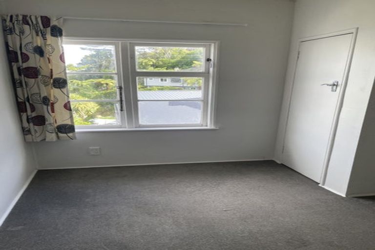 Photo of property in 113 Orangi Kaupapa Road, Northland, Wellington, 6012