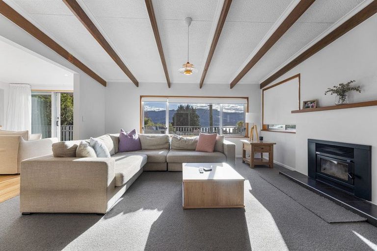 Photo of property in 18 Marion Street, Macandrew Bay, Dunedin, 9014