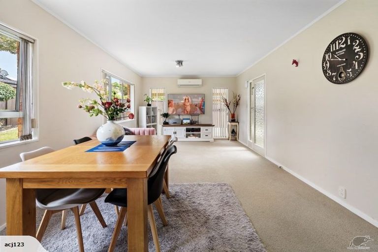 Photo of property in 2/37 Galvan Avenue, Sunnyhills, Auckland, 2010