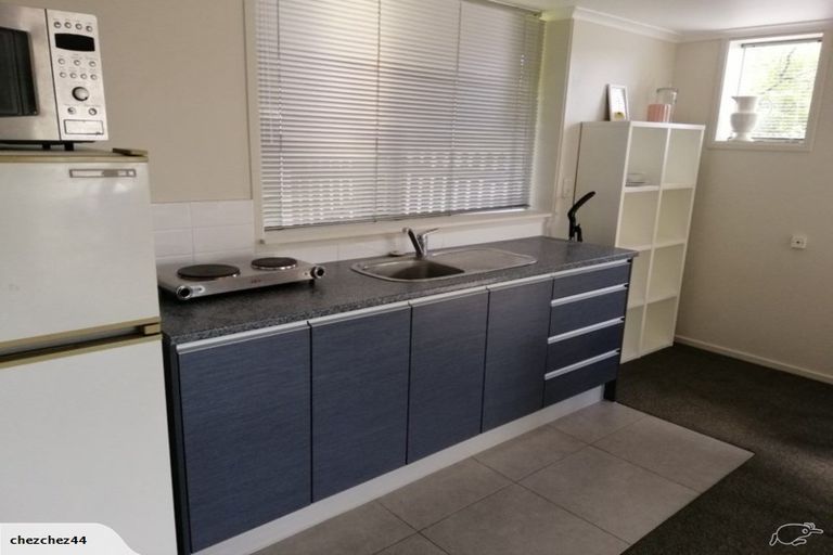 Photo of property in 110 Weatherly Road, Torbay, Auckland, 0630