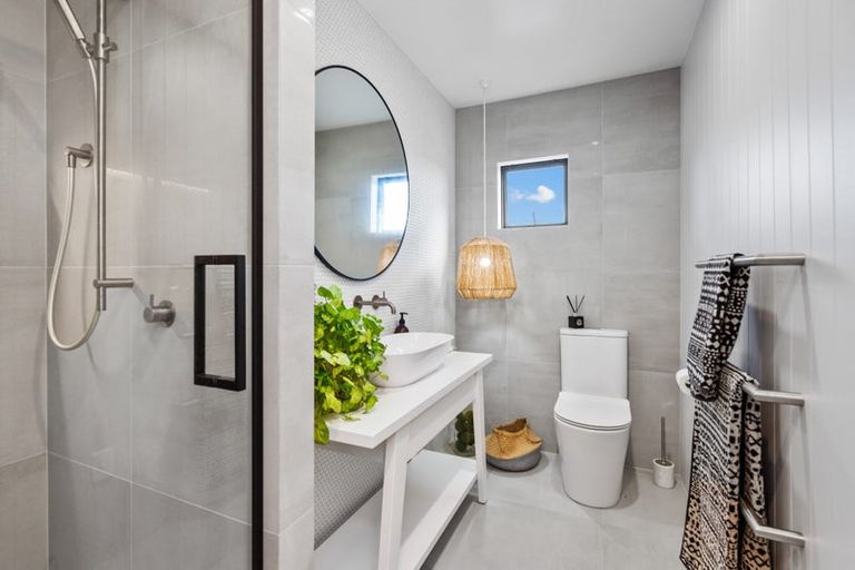 Photo of property in 155 Bream Bay Drive, Ruakaka, 0116