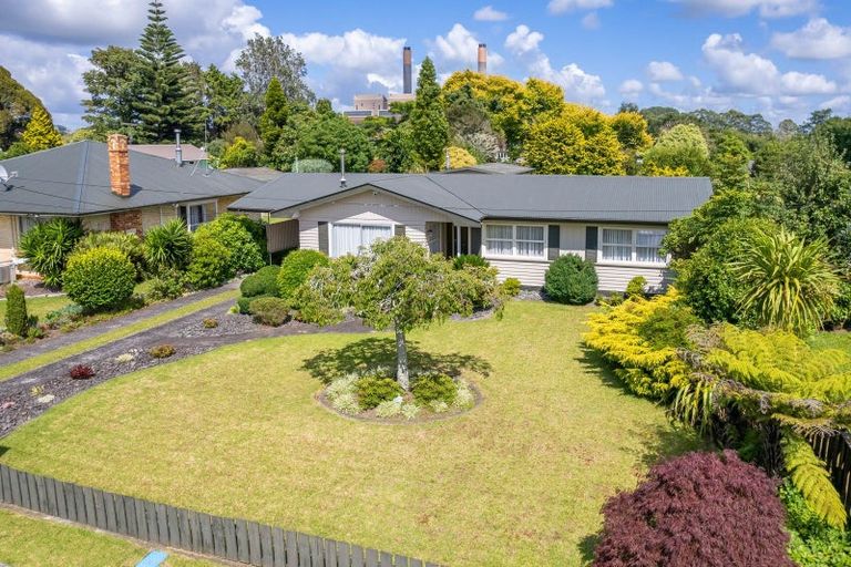 Photo of property in 147 Hakanoa Street, Huntly, 3700