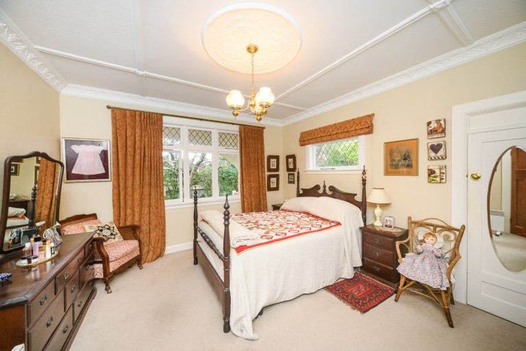 Photo of property in 34 Elmira Avenue, Hokowhitu, Palmerston North, 4410