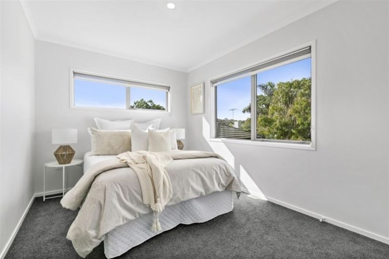 Photo of property in 1/26 Northboro Road, Hauraki, Auckland, 0622