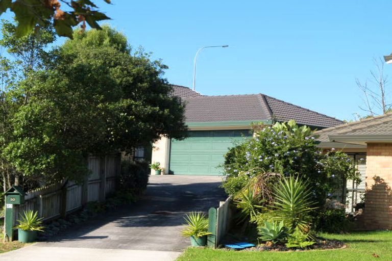 Photo of property in 20 Thirlmere Rise, Northpark, Auckland, 2013