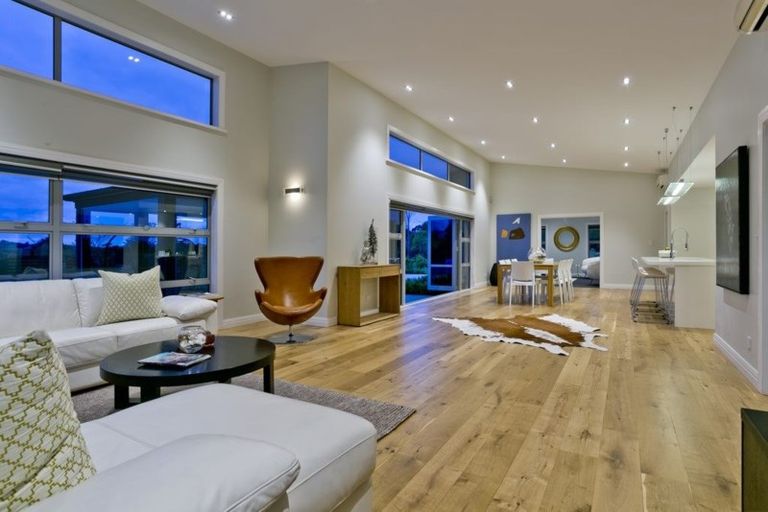 Photo of property in 88 Grace Hill Drive, Dairy Flat, Albany, 0792